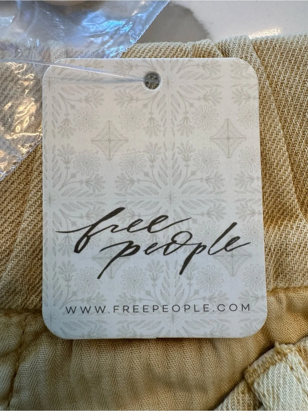 Free People Yellow Cotton Linen Blend Oversized Cargo Pants NWT Size M - Picture 4 of 7